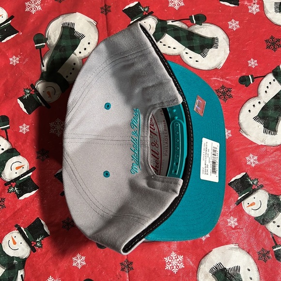 San Antonio SnapBack great condition … nice color way - Picture 2 of 7